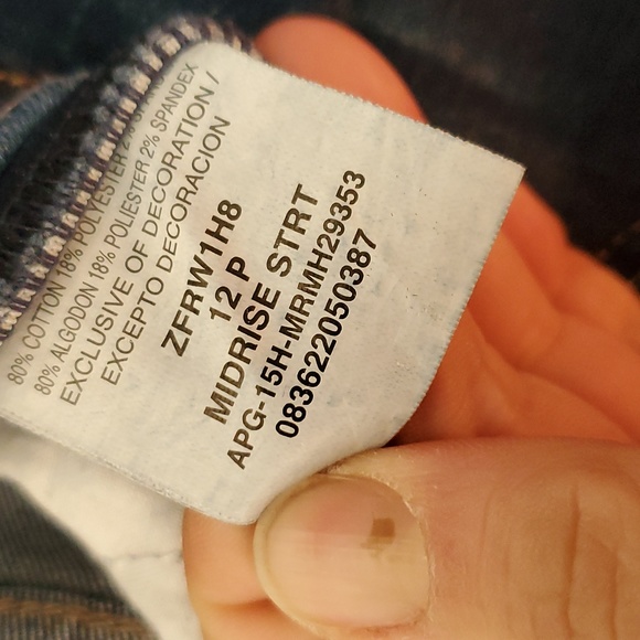 Riders by Lee "Indigo" Pull On Stretch Jeans 12M or 12P Excellent Condition - Picture 4 of 10